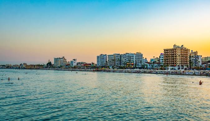 انتقال یورو به لارناکا قبرس - صرافی امرالد