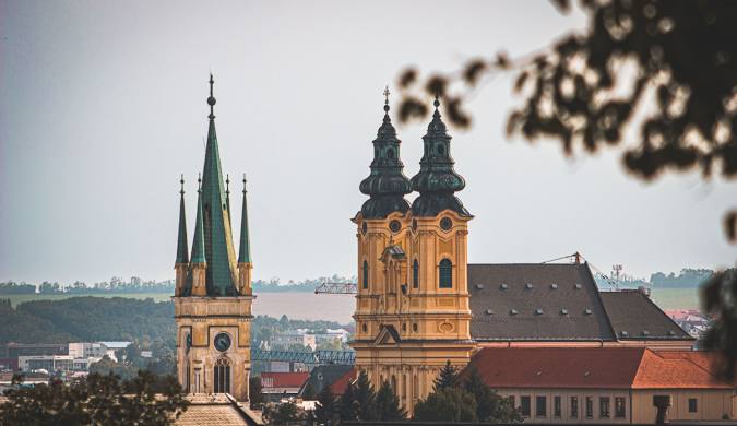 انتقال یورو به نیترا اسلواکی - صرافی امرالد